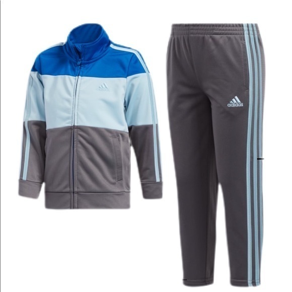 Adidas Boys Track Suit Size 4 NWT - Picture 1 of 4